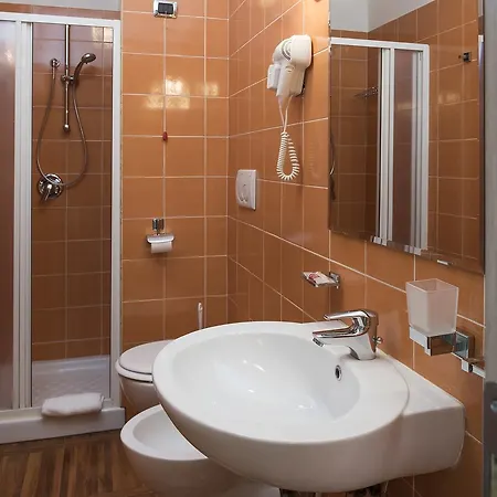 111 Coladirienzo Rooms - By Ad Roma Esterno foto