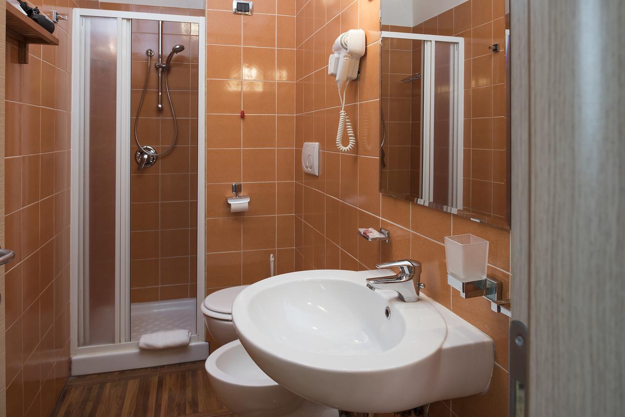 Gasthof 111 Coladirienzo - By Ad 2*