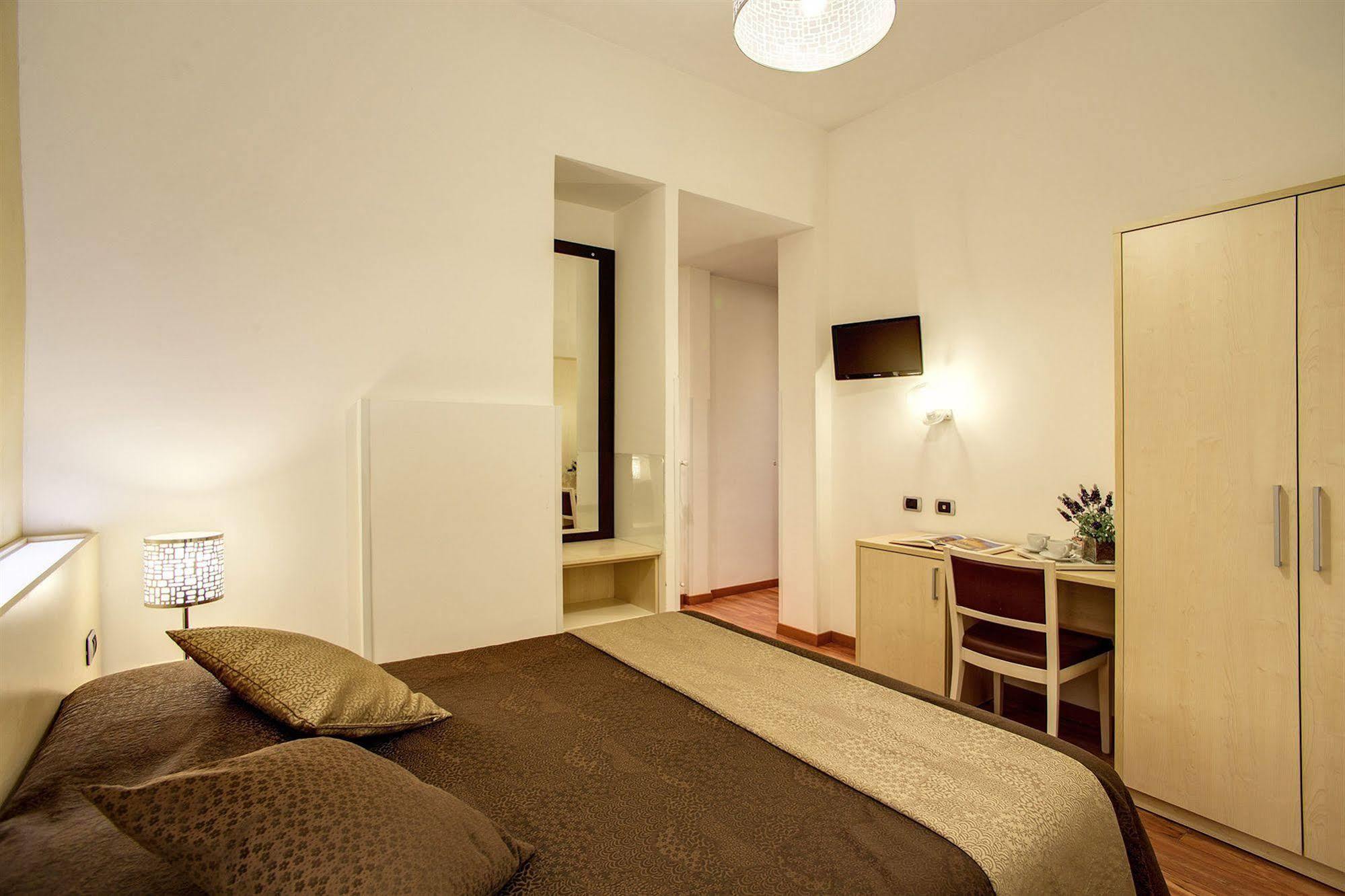 Gasthof 111 Coladirienzo - By Ad Rom