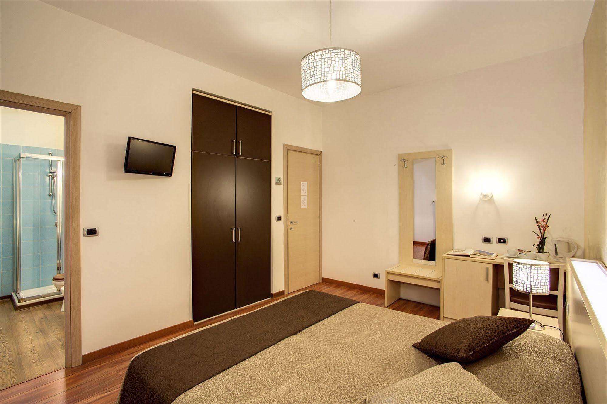 Gasthof 111 Coladirienzo - By Ad Rom